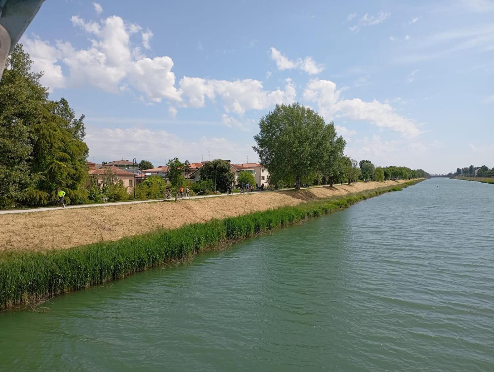 Vicino Al Prato Della Valle Intero Appartamento Parcheggio Facile Di Fronte Padova Exterior photo